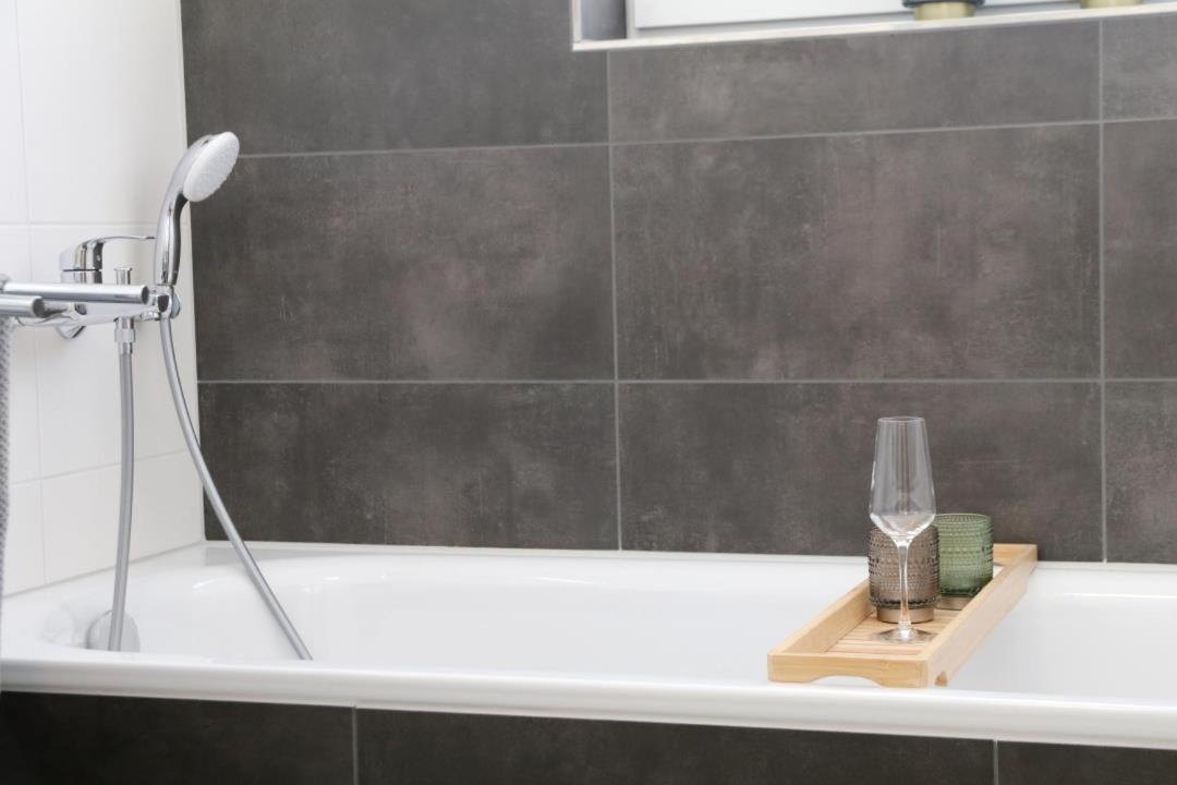 Diemelblick Acht - Ferienhaus Fuer 6 Personen Mit Sauna, Garten Und Dachterrasse Mit Panoramablick Heringhausen Kültér fotó